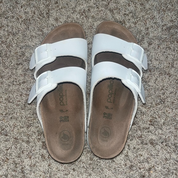 Platform white Birkenstocks - Picture 3 of 3